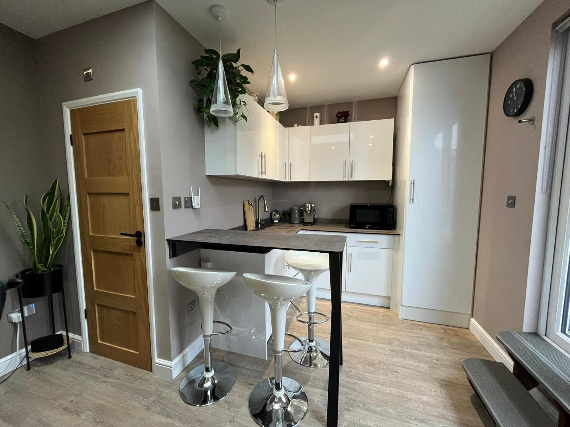 Modern Garden For Comfy Apartment Luton (Bedfordshire)